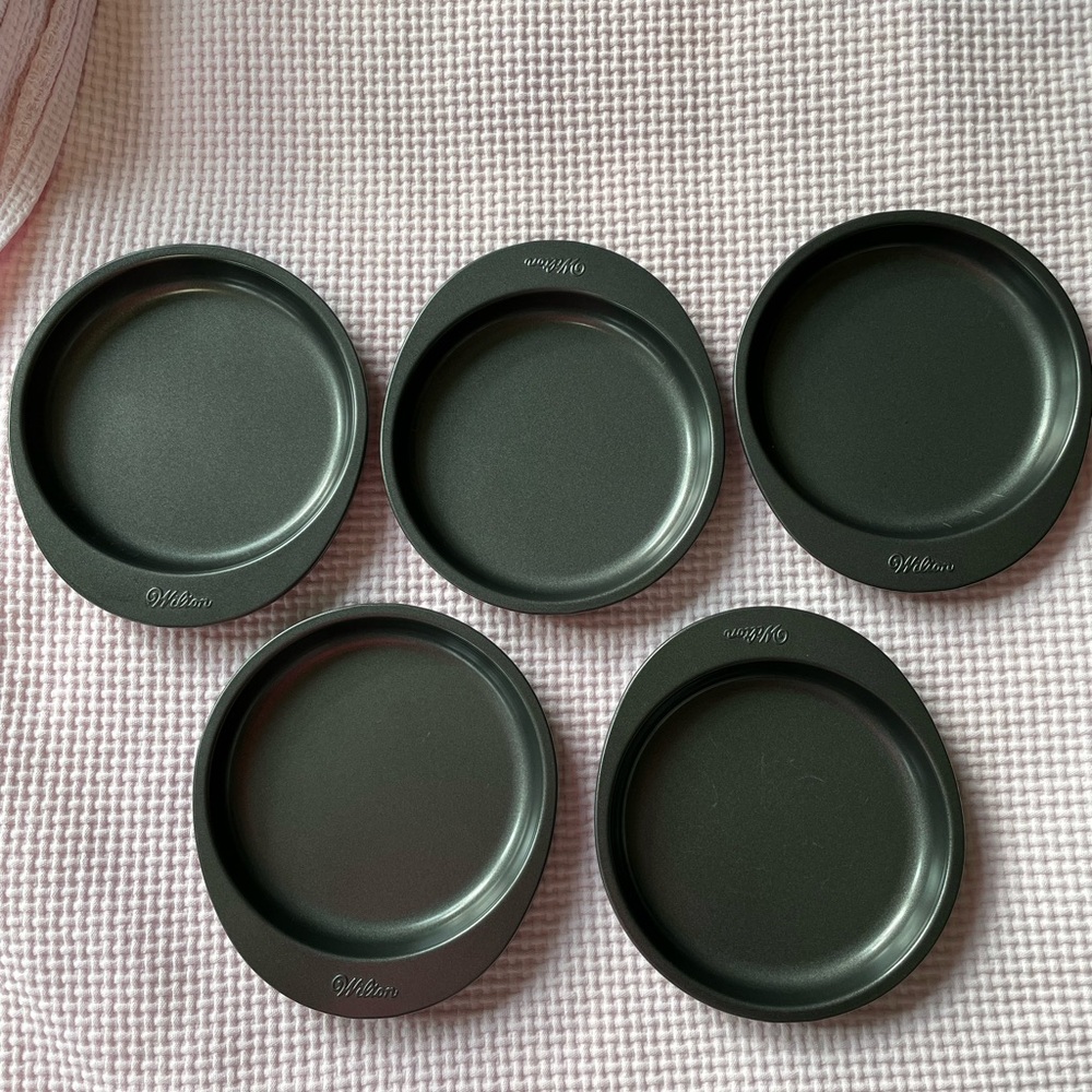 WILTON 6” diameter pans